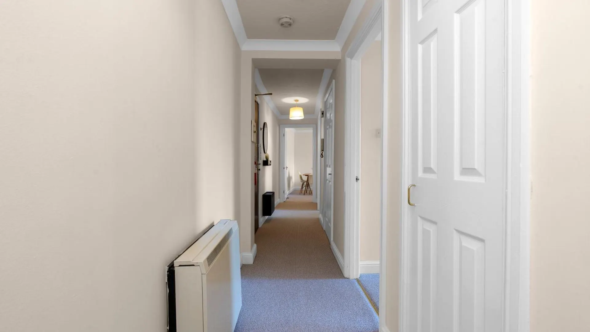2 Bedroom Apartment In Central Edinburgh With Free Parking 0*,